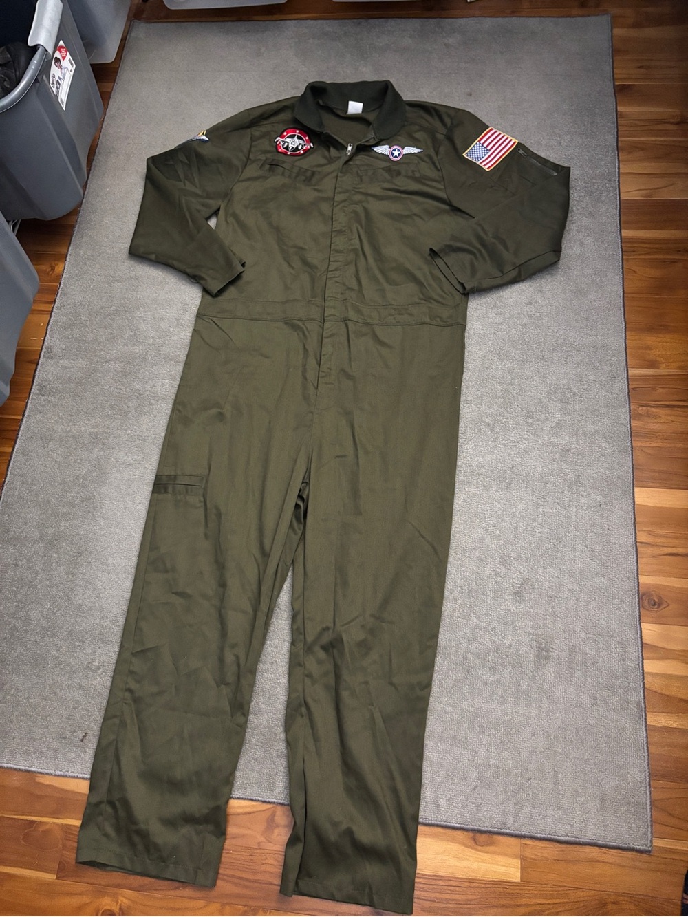 Spirit Halloween Top Gun Maverick Flight Suit Halloween Dress Up Costume Men’s